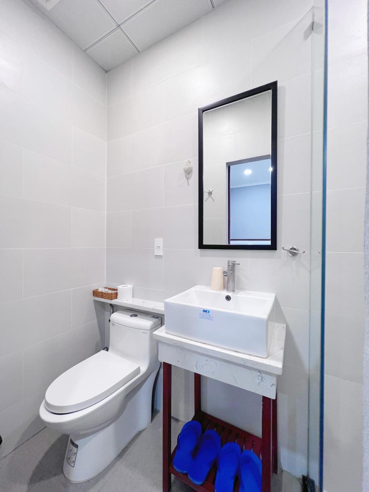 Van Hoa Hotel Хошимин Экстерьер фото