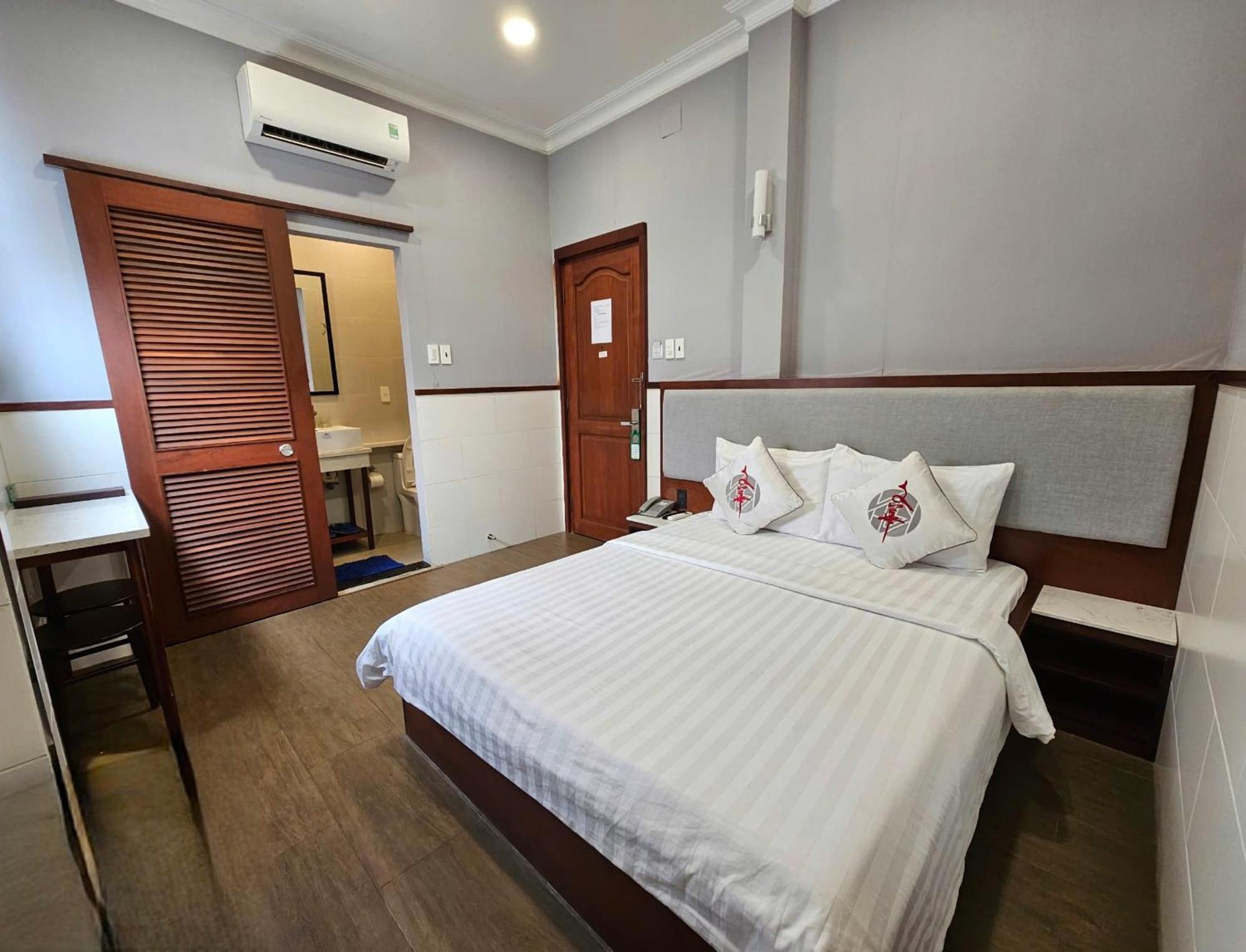 Van Hoa Hotel Хошимин Экстерьер фото